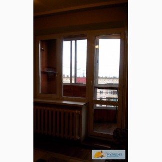 Пластиковое окно с балконной дверью б/у в Томске