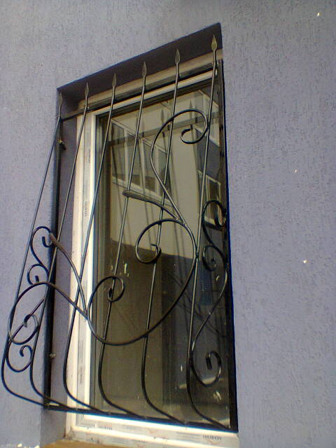 Фото 2. Решетки на окна