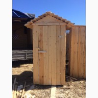 Деревянный туалет для дома и дачи