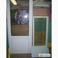 Пластиковые дверной блок и окно в Саратове